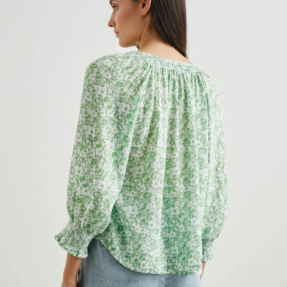 New Rails Green and White Floral Linen Top Large - Picture 2 of 7